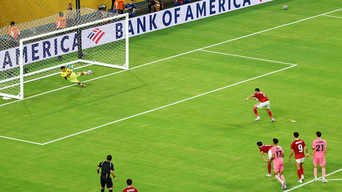 José Riveiro comments on Trezeguet's missed penalty in the match against Inter Miami