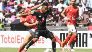 El padre de Mofokeng: "No quiero ver a mi hijo en la liga de Sudáfrica"