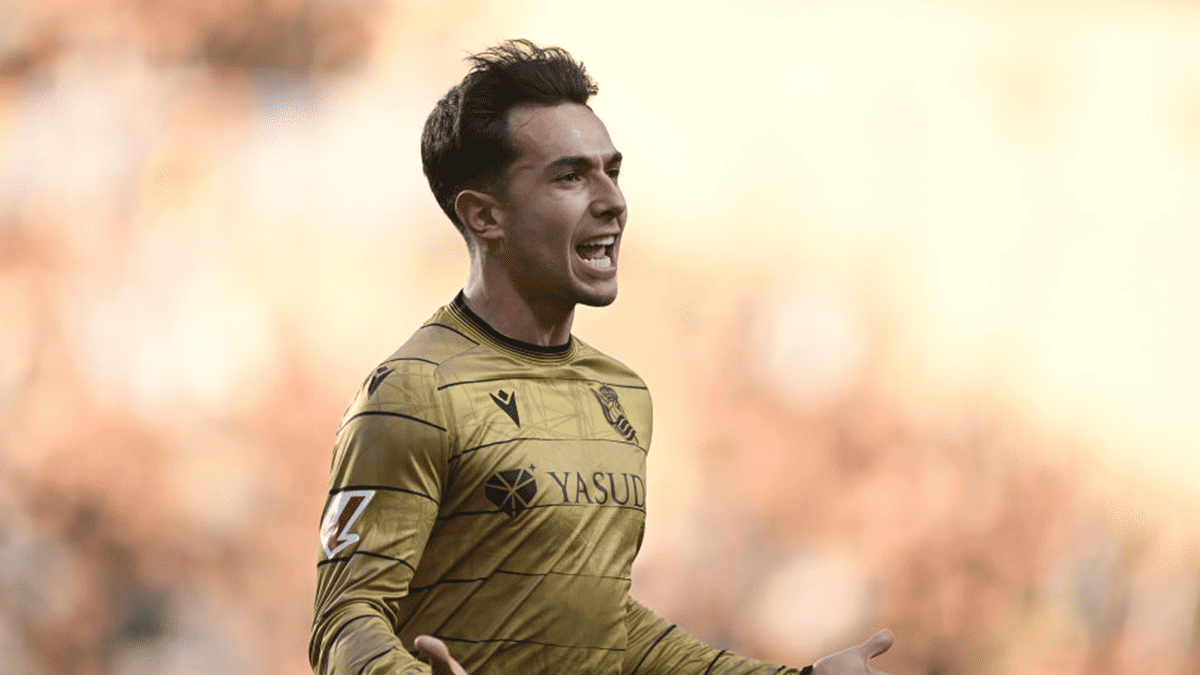 Transfer even closer. Zubimendi arrives in England to complete Arsenal move