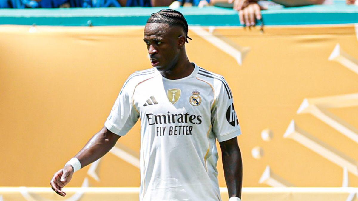 ¿Signo de ruptura o forma de protección? Las misteriosas acciones de Vinicius agitan a los aficionados del Real Madrid