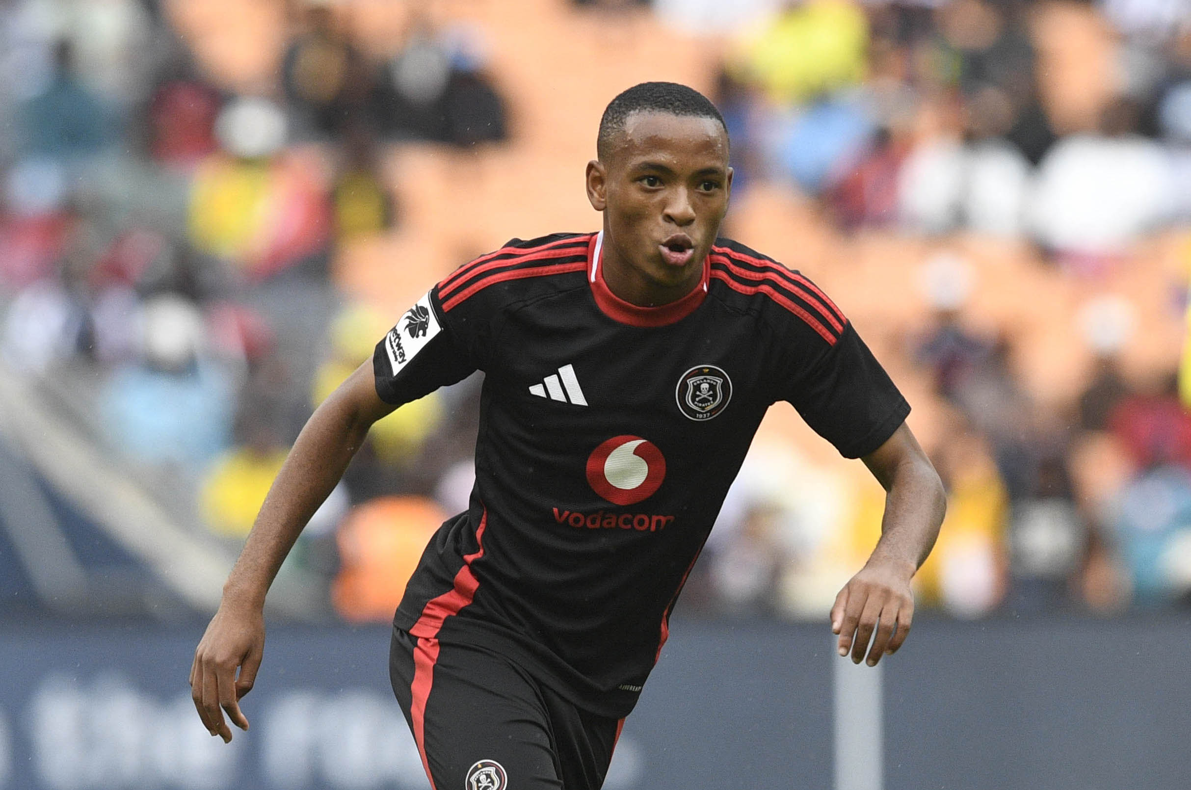 Des bonnes et des mauvaises nouvelles pour les fans d'Orlando Pirates en  même temps : un joueur sur | Dailysports