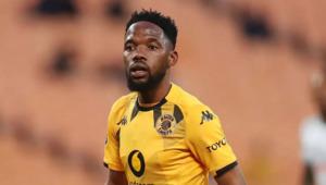 Kaizer Chiefs anunció la rescisión del contrato con otro jugador