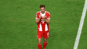«Je suis heureux». Goretzka se dit satisfait au Bayern et veut rester au club