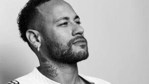 Neymar déclare sa fidélité à Santos alors que les discussions sur la prolongation de contrat s’intensifient
