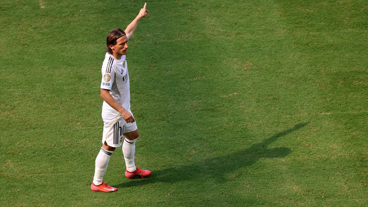 Luka Modrić one step away from joining Milan