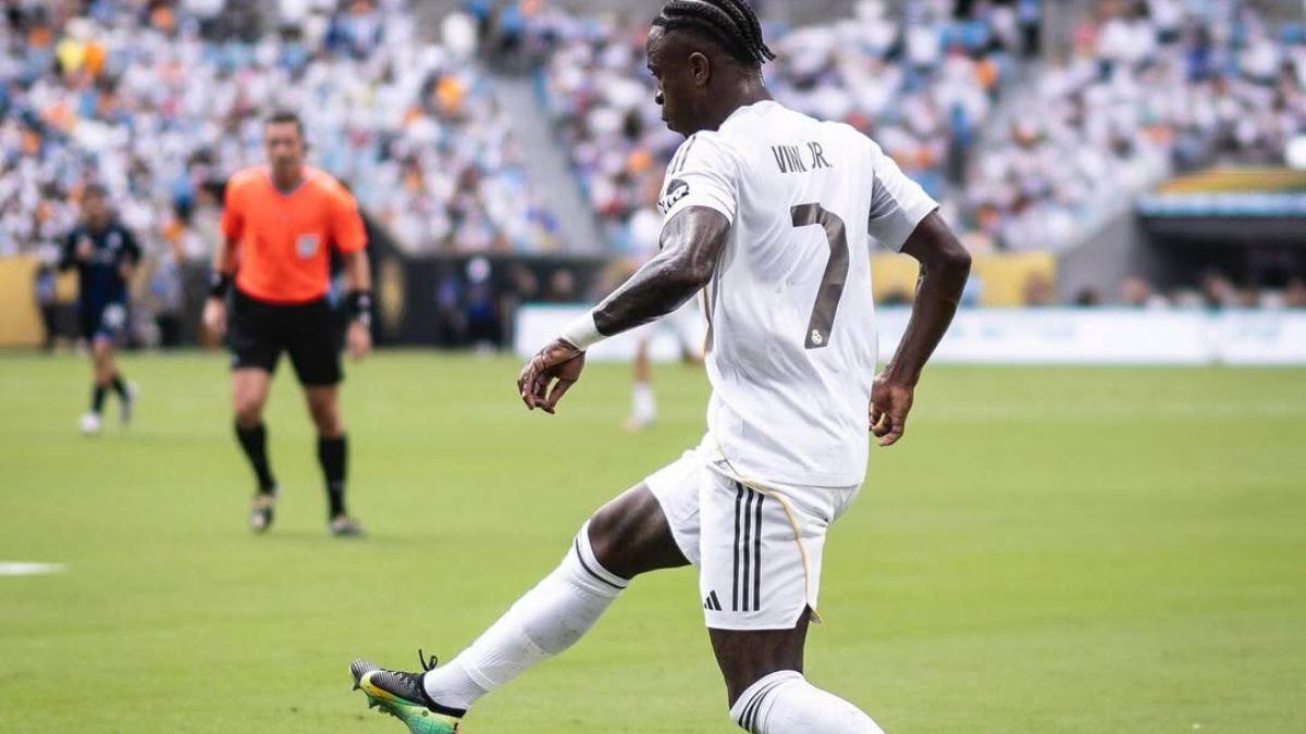 Vinicius Junior shares new photo from Real Madrid training