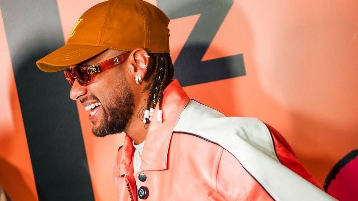 Neymar unveils his new drink Pley by Ney at a spectacular party