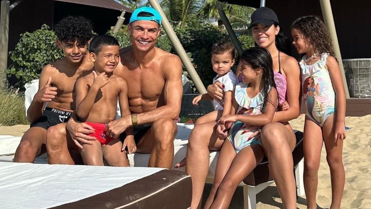 Georgina Rodriguez shares adorable photo of Ronaldo playing with his daughter