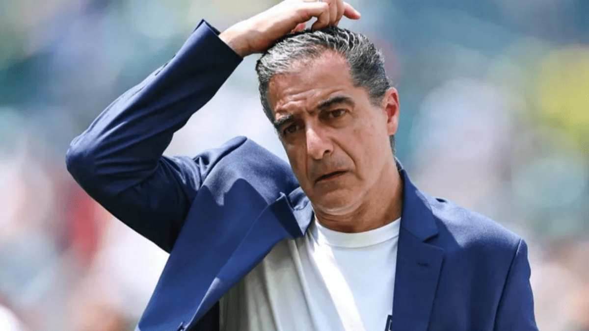 Botafogo Fires Coach Paiva After Club World Cup Exit