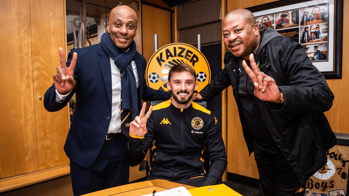 Third in a row! Nasreddine Nabi signs another player from English football
