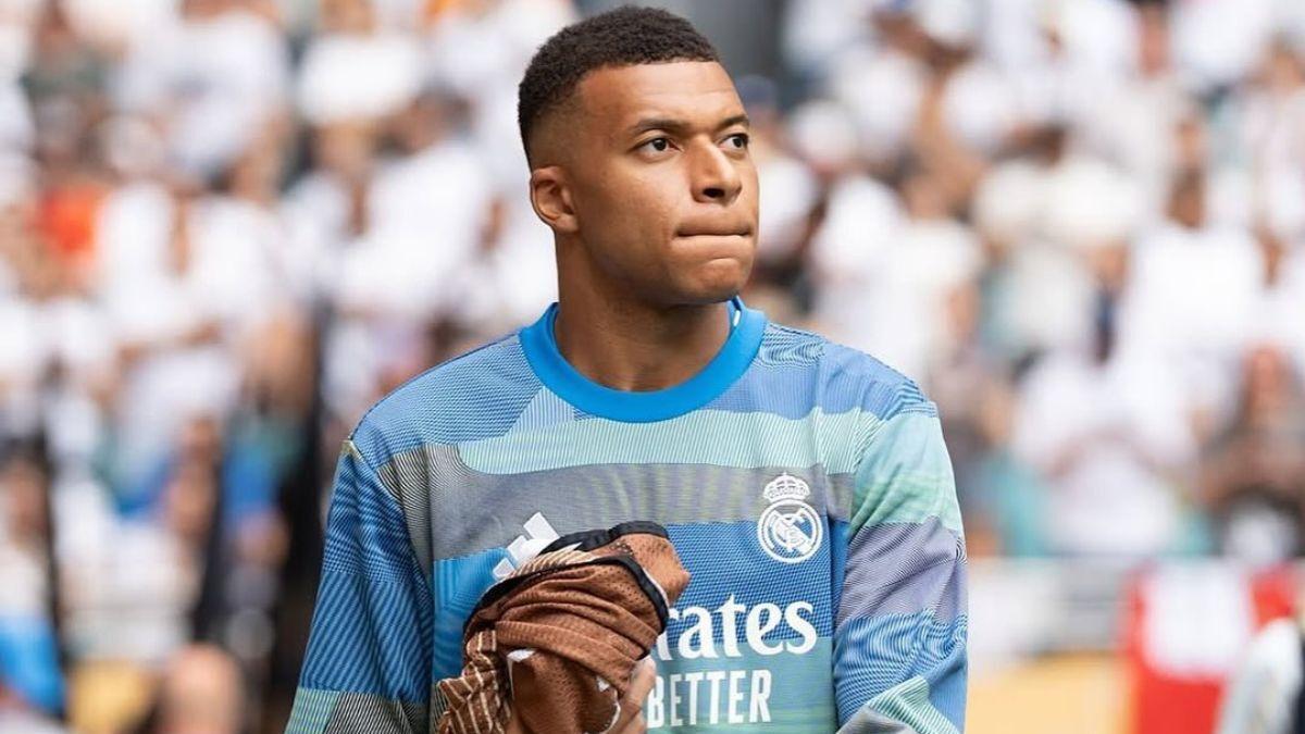 Quarter-finals approaching. Kylian Mbappé shares new training photo with Real Madrid