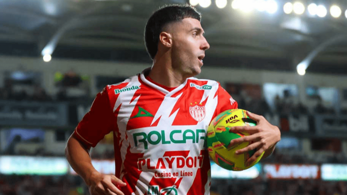 José Paradela Joins Cruz Azul in $10 Million Move from Necaxa