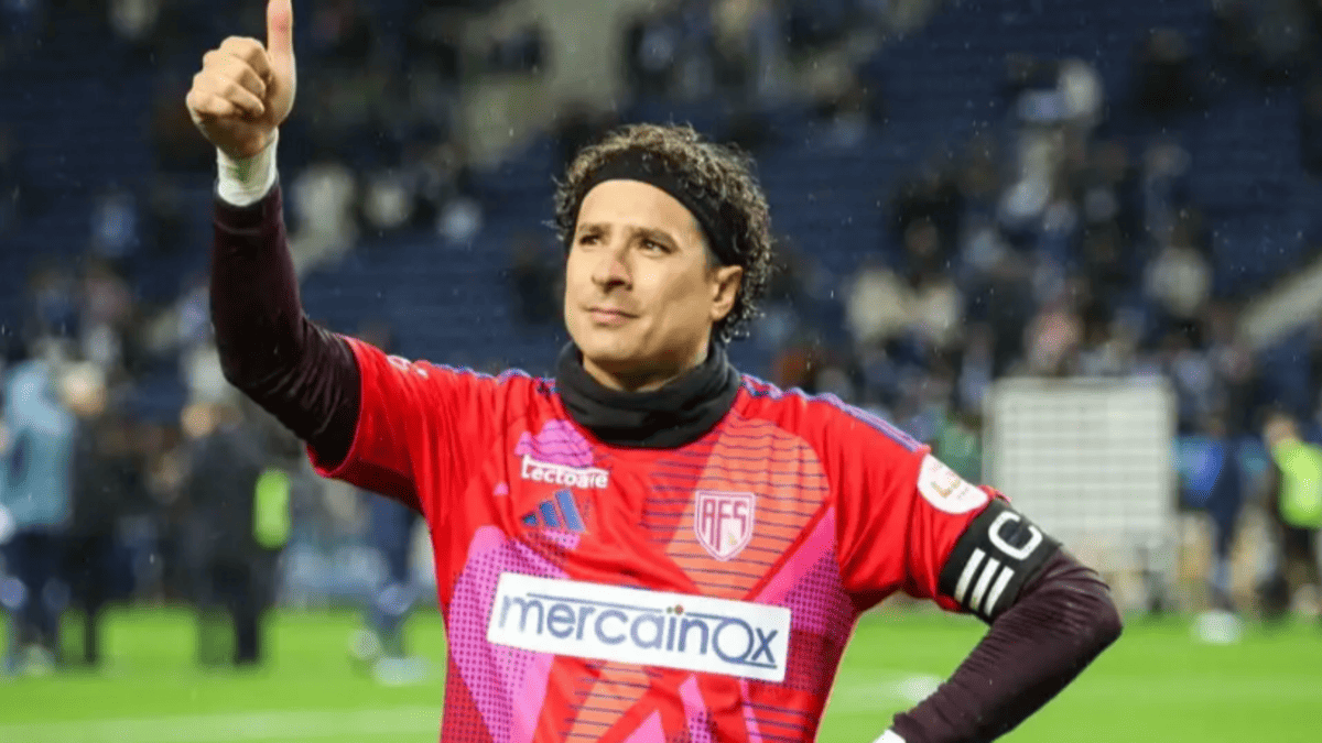Memo Ochoa Weighs Liga MX Return as Three Clubs Show Interest