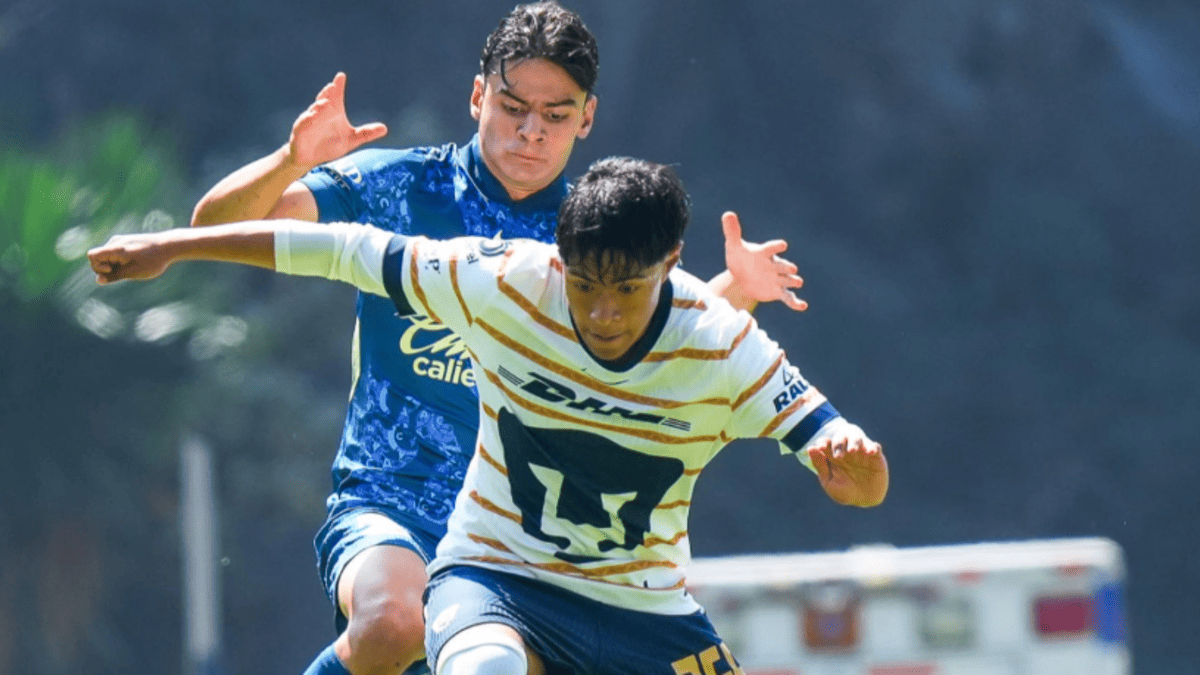Emiliano Villaseñor levanta la mano en Pumas tras la salida de Ergas