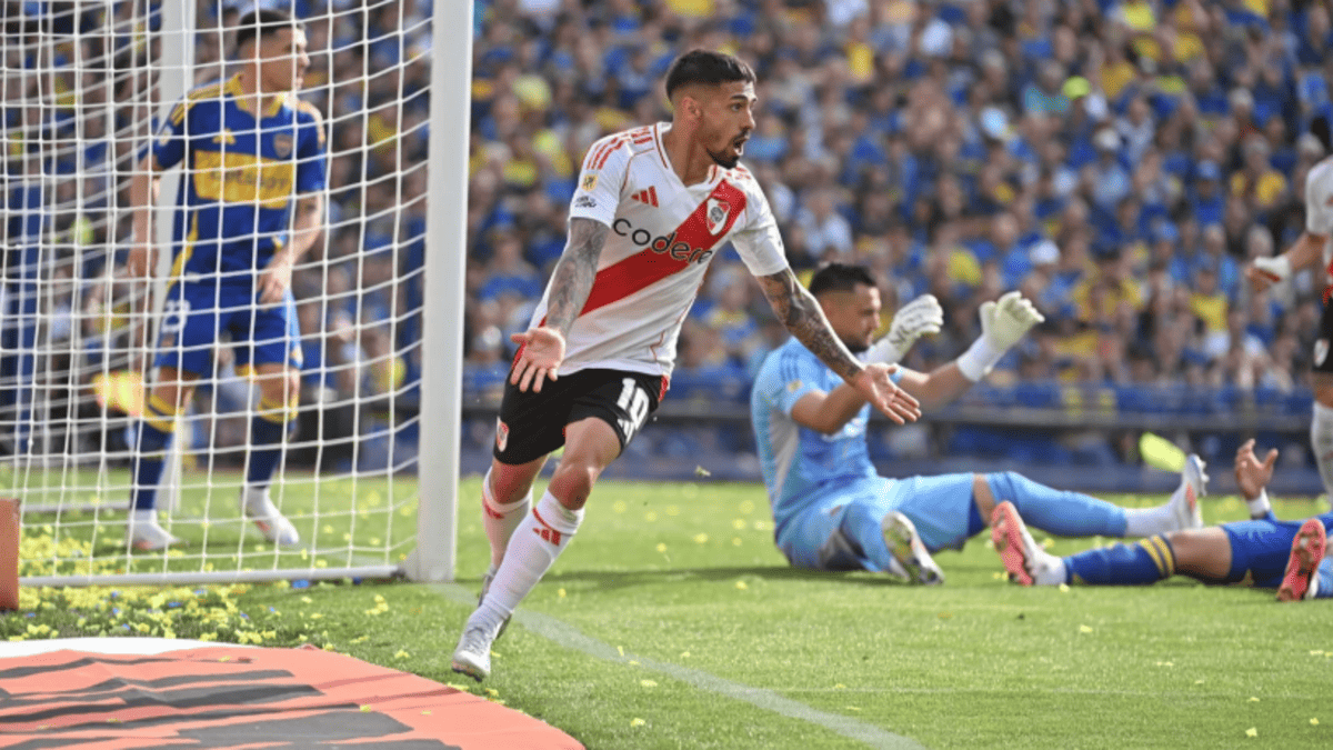Toronto FC Targets Lanzini as River Exit Nears
