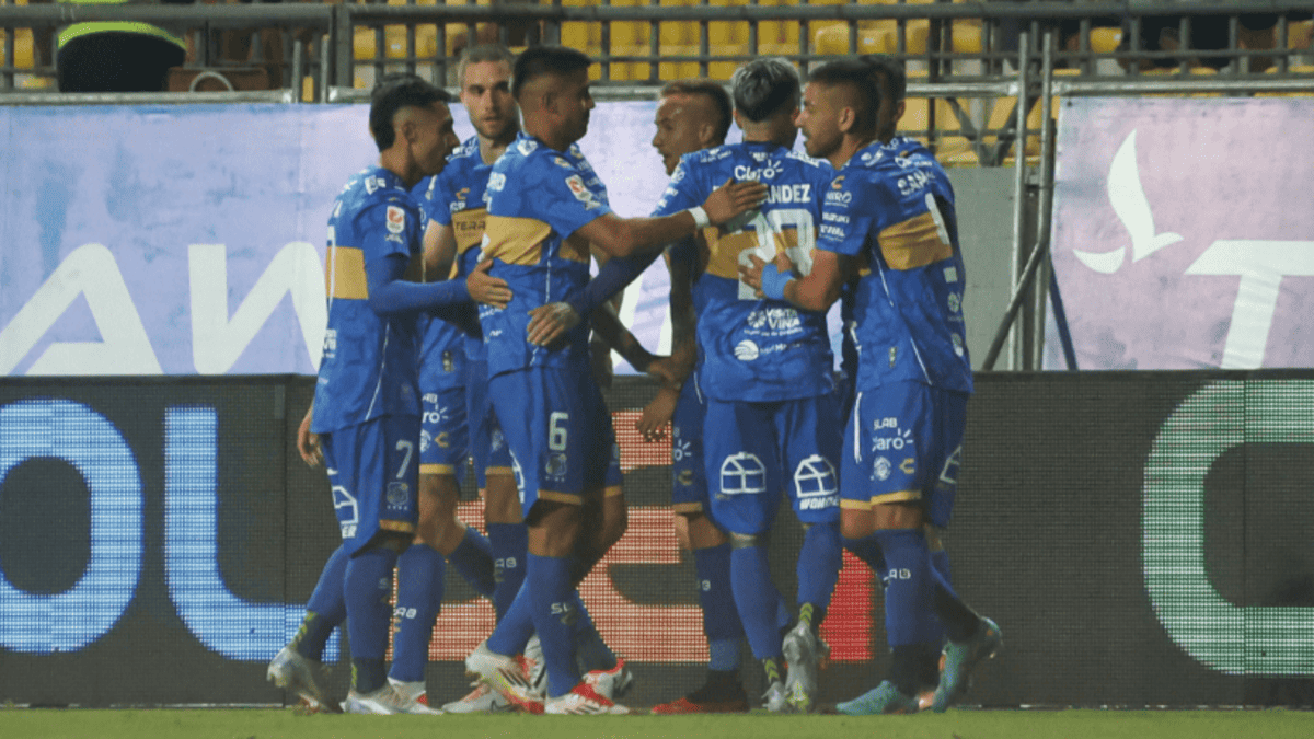 Universidad Católica Target Everton's Alan Medina as Midfield Solution