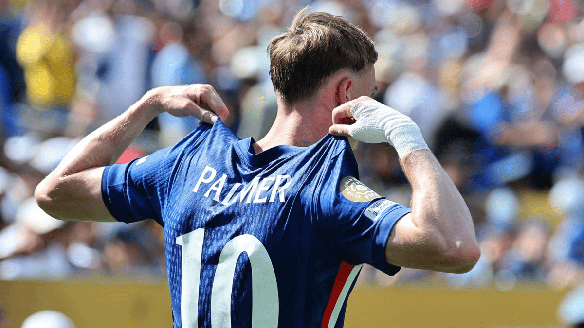 Former PGMOL chief voices concern over Premier League innovation and cites Palmer as example