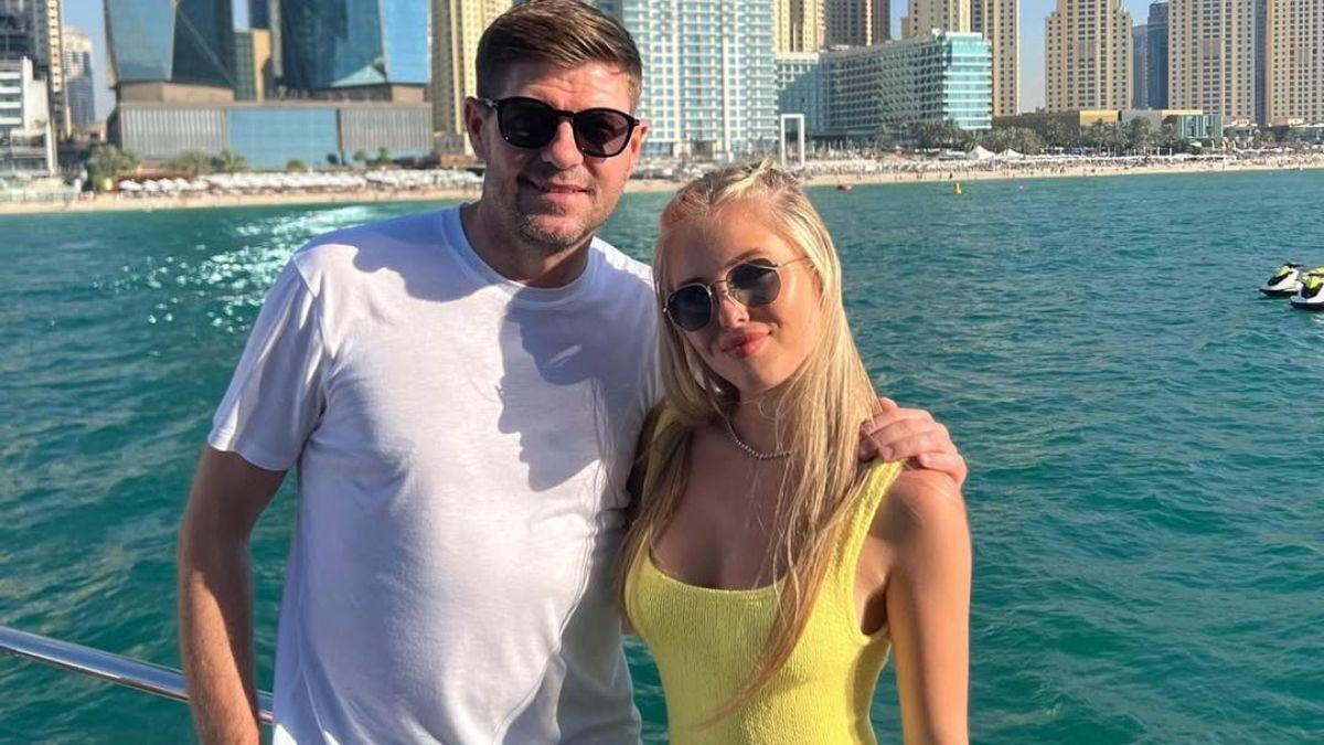 ¡Cómo pasa el tiempo! La leyenda del Liverpool Steven Gerrard se convierte en abuelo por primera vez