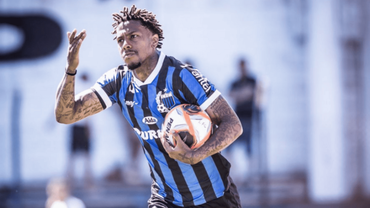 Sporting Cristal Makes Offer for Abel Hernández