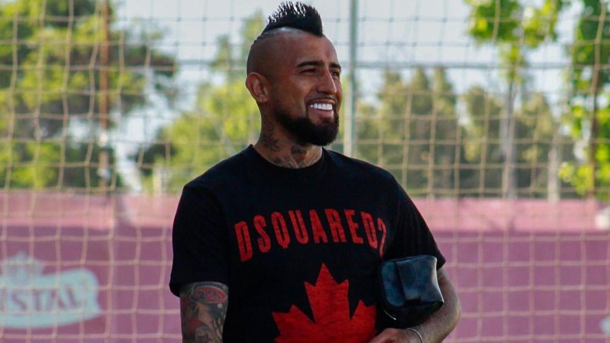 Vidal stars in photoshoot for AV by Kadus limited edition skincare collection