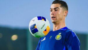Cristiano Ronaldo invite les fans à visiter son nouveau musée récemment ouvert à Hong Kong