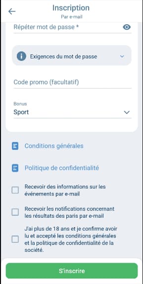 Confirmez que vous avez plus de 18 ans et que vous acceptez les conditions générales de la marque en cochant la case requise
