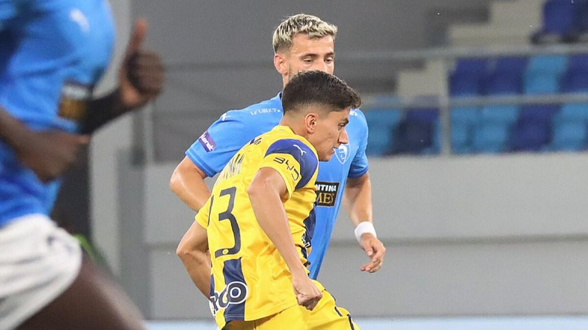 Three goalkeepers in 20 minutes. A wild situation unfolded in the UEFA Champions League qualifying match