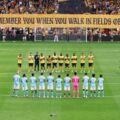 Immense bannière. Les fans de Wolverhampton rendent hommage à Diogo Jota avant le match contre Man City