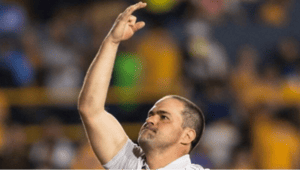 América's Coach Explains His Celebration and Clash With Brunetta