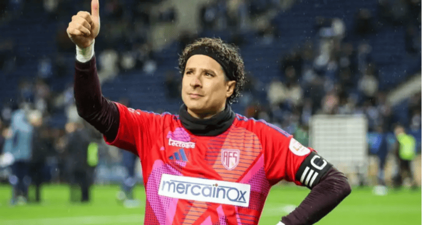 Ochoa’s World Cup Hopes Fade After Failed Move to Spain