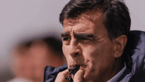 Quinteros garde sa composition secrète avant ses débuts dans le derby d’Avellaneda