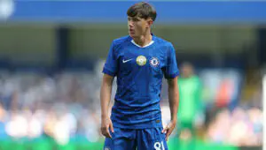 Reggie Walsh signs his first official contract with Chelsea