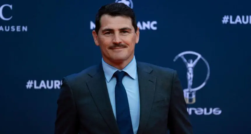 Robbery solved! Casillas falls victim to theft