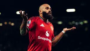 This hasn't happened in nearly two years. Manchester United clinch third straight Premier League win