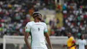 Coup dur pour le Nigeria. Osimhen se blesse lors du match contre la RDC