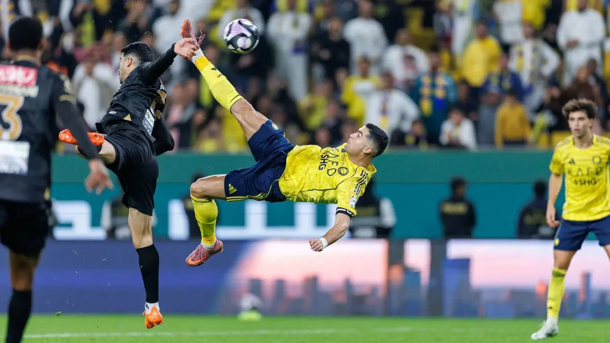 Only he can do this! Ronaldo scores a sensational bicycle kick goal |  Dailysports
