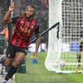 Il est temps de passer à l'étape suivante. Le sélectionneur du Ghana exhorte Semenyo à quitter Bournemouth