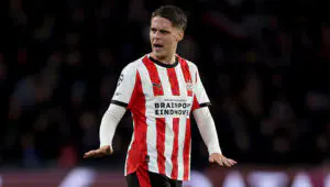 Fenerbahce agree deal for PSV midfielder Joey Veerman