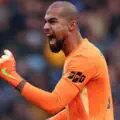 À la cinquième tentative. Robert Sánchez s’offre une passe décisive lors du match contre Newcastle