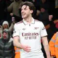 Il a fallu 296 matchs. Declan Rice inscrit son tout premier doublé en Premier League