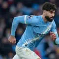 A problem for Pep. Joško Gvardiol leaves the pitch due to injury in match against Chelsea