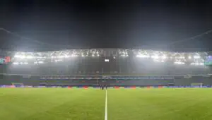 "Le classique" sans supporters. Le PSG et Marseille joueront la Supercoupe de France au Koweït dans des tribunes vides pour les visiteurs. Quelle en e