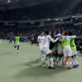 Mon dieu, quel but contre son camp... Pacho marque dans ses propres filets et donne l'avantage à Marseille en finale de la Supercoupe de France