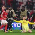 Absolute madness in Lisbon: goalkeeper Trubin scores against Real in stoppage time to send Benfica into the playoffs