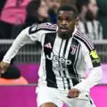 Carton rouge hilarant ! L’arbitre expulse Kalulu par erreur lors du match Juventus - Inter