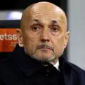 La fureur n'a pas de limites ! Les caméras captent Spalletti et la direction de la Juventus en train d'assaillir les arbitres à la mi-temps du match c