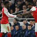 Problème pour Arsenal ! Bukayo Saka s'est blessé et a été remplacé en fin de match contre Tottenham