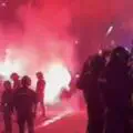 Accueil brûlant en Catalogne. Les ultras du Barça attaquent le bus de l’Atlético