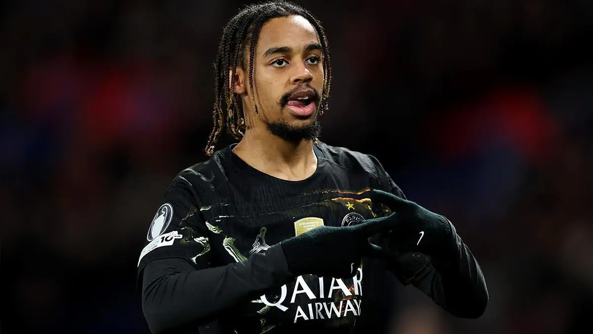 Bradley Barcola bùng nổ và chiếm trọn niềm tin của ban huấn luyện - Ngôi sao trẻ mang làn gió mới cho Paris Saint-Germain