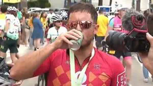 In his own style! Eden Hazard finishes cycling race and celebrates with a beer